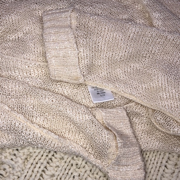 Main Strip size small ivory lightweight lightly sheer sweater - Picture 5 of 5